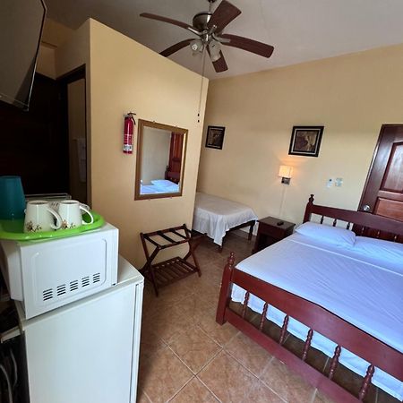 Panchos Villas Caye Caulker Exterior foto