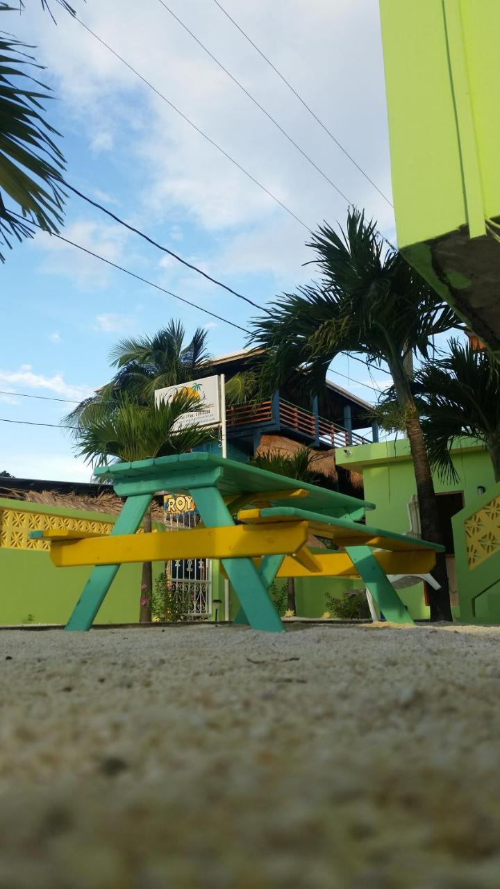 Panchos Villas Caye Caulker Exterior foto