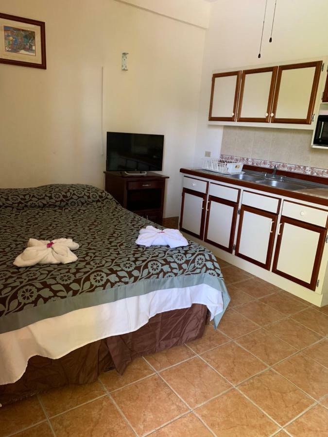 Panchos Villas Caye Caulker Exterior foto